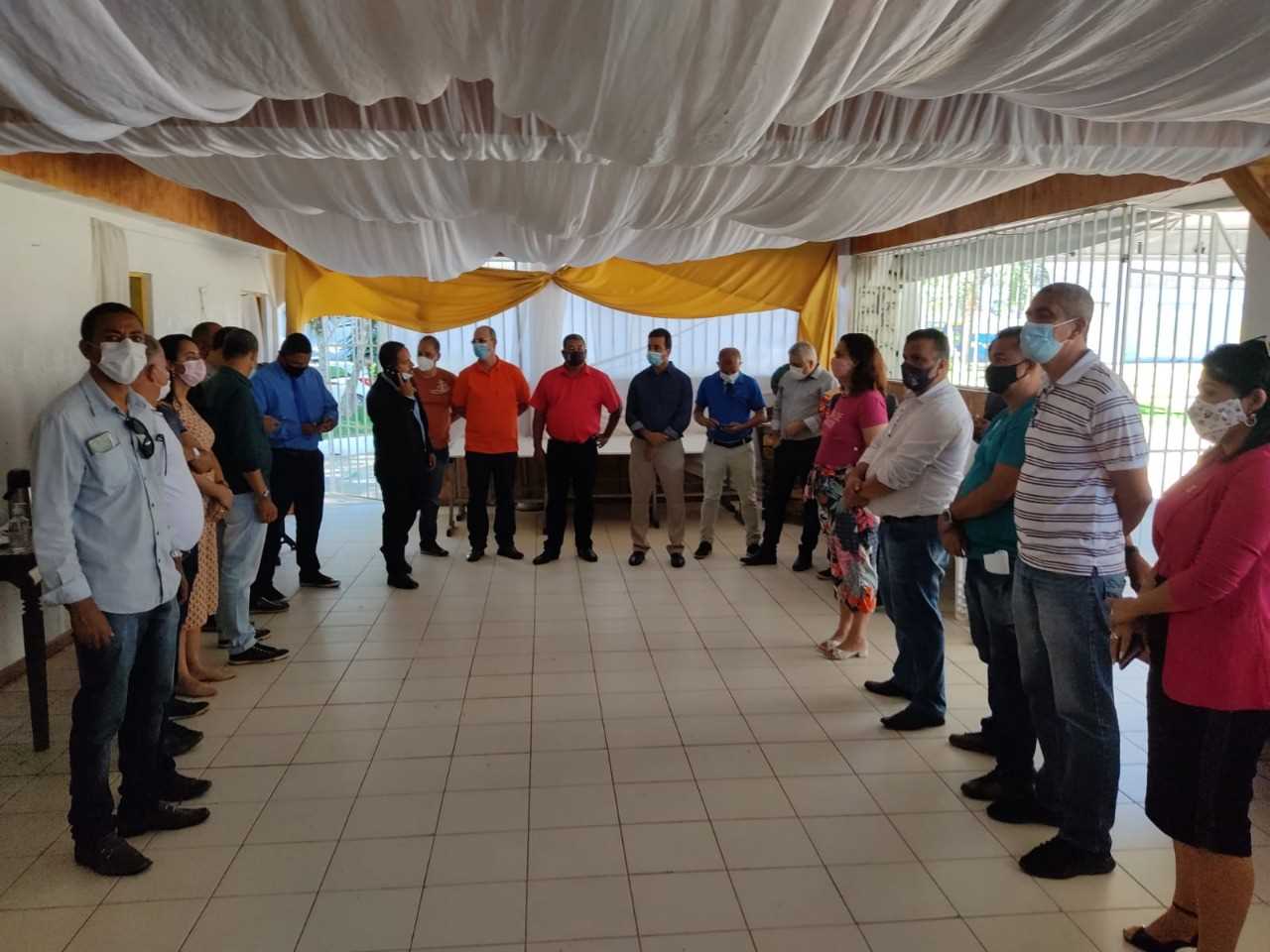 Camacã: Prefeito Paulo do Gás e o vice-prefeito Rai de Panelinha homenageiam os vereadores